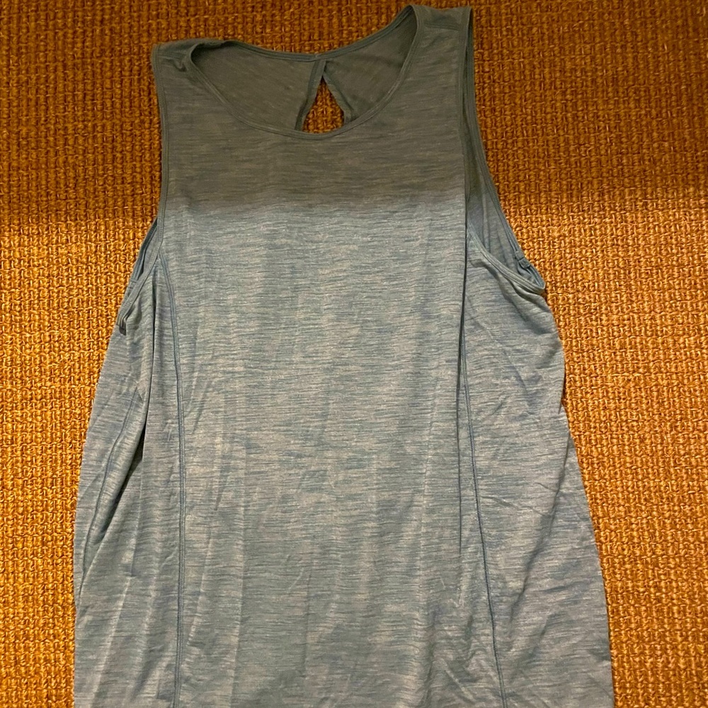 Lululemon tank top